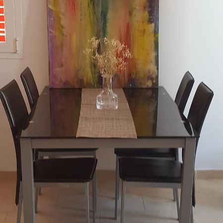 Apartamento Villaplaya Malaga Centro Luaran gambar