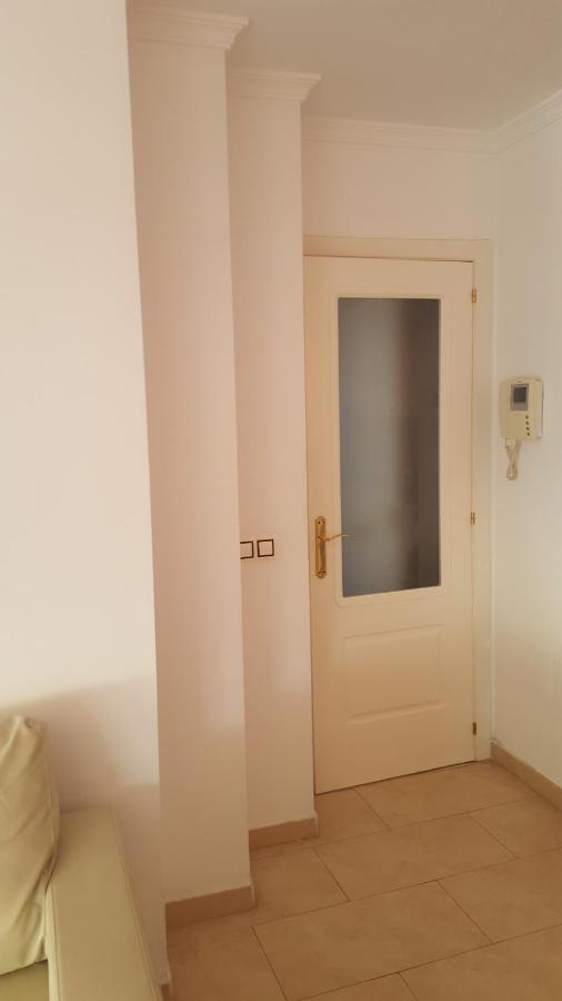 Apartamento Villaplaya Malaga Centro Luaran gambar