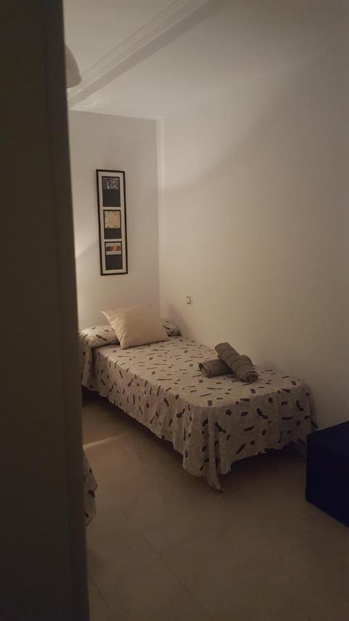 Apartamento Villaplaya Malaga Centro Luaran gambar