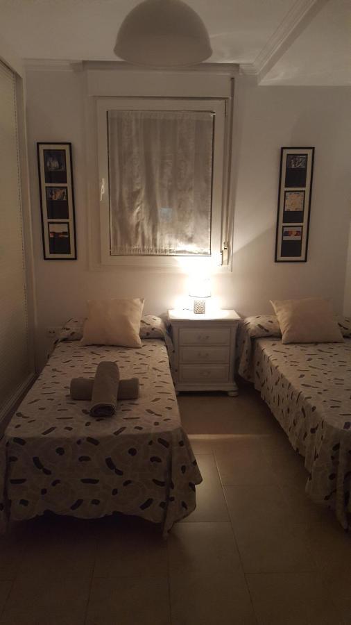 Apartamento Villaplaya Malaga Centro Luaran gambar